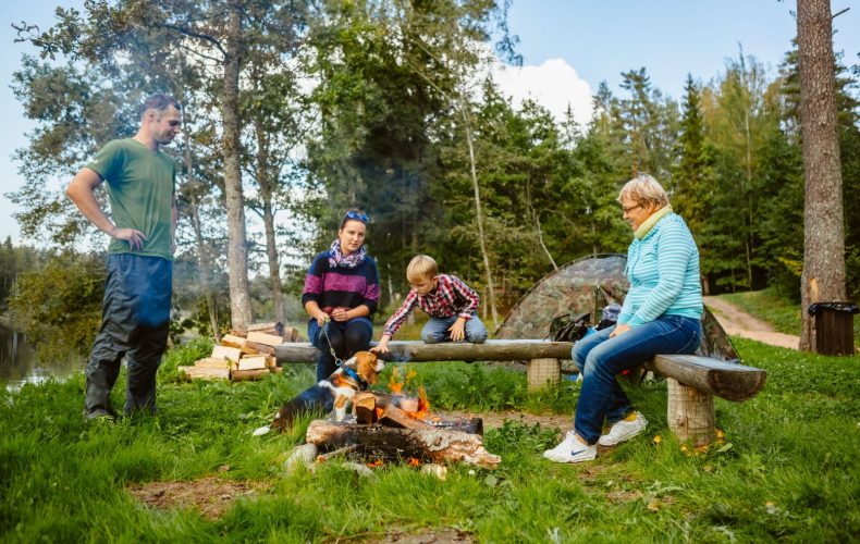 Kempings-Ozolkalns-telšu vietas1