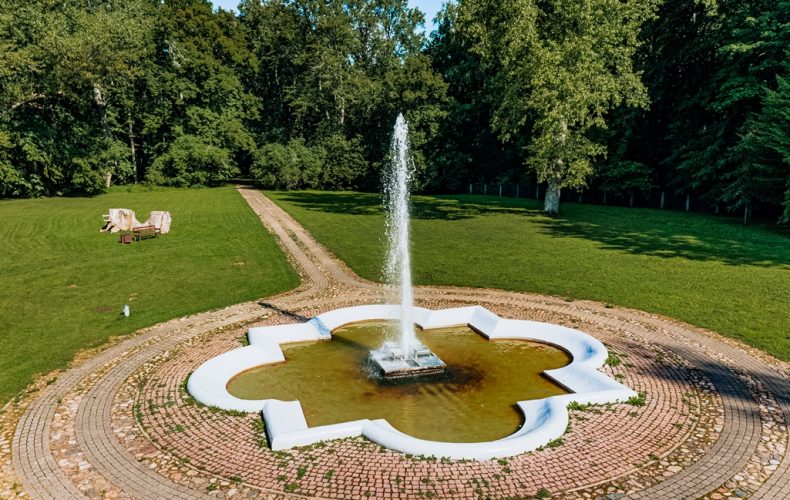 Skrīveru dendroloģiskais parks1