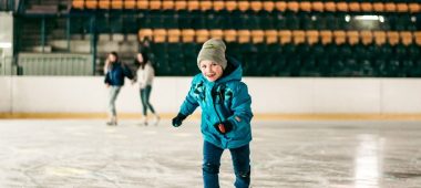 Вентспилсский ледовый каток