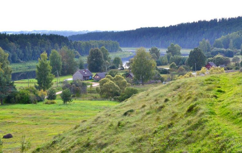 Daugavpils-Slutišķu-sādža-skats