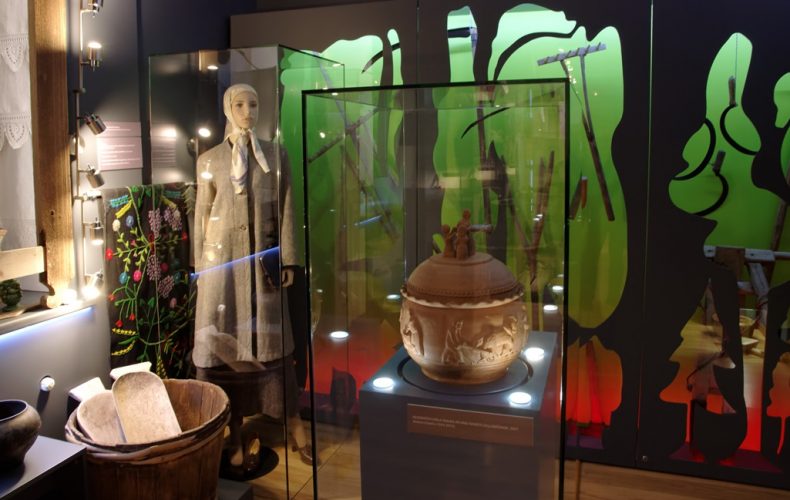 preilu vestures un lietiskas makslas muzejs (002)