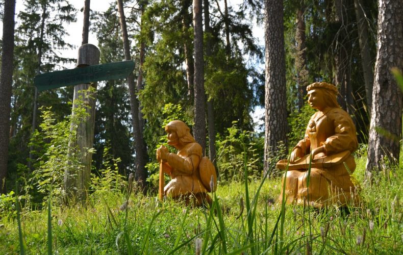 Smiltene-Cērtenes-pilskalnsEKubulina-Vilne-1024x683