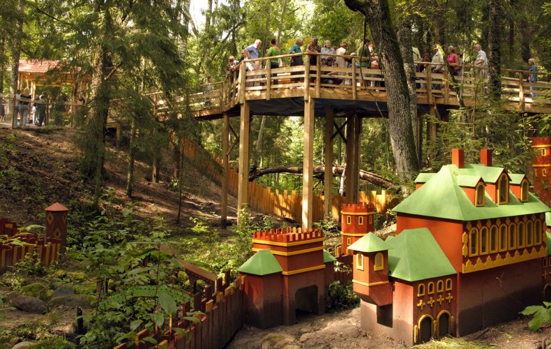 Lielvārde-trušu karaliste3