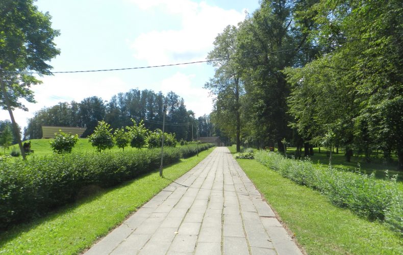 Baltinava-Muizas parks2
