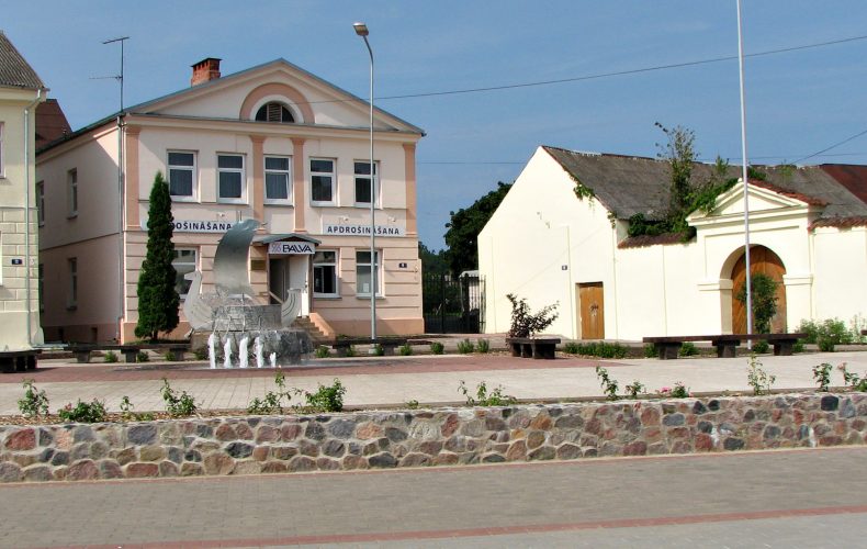 Krrāslava-Centrālais_laukums_2
