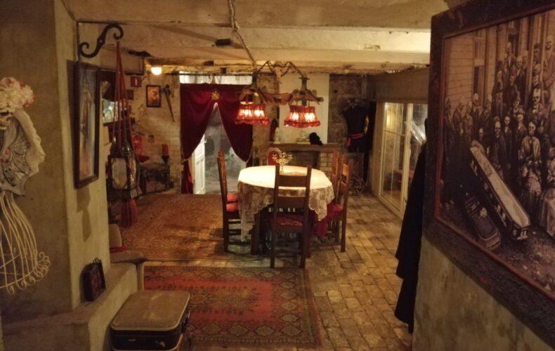 Thequestroom_003