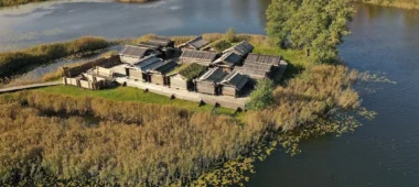 Археологический парк «Замок Арайского озера